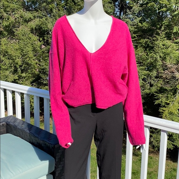 Solitaire Cashmere V Sweater | Poshmark